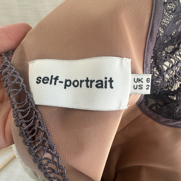 Self Portrait lace dress US size 2 - Picture 3 of 3